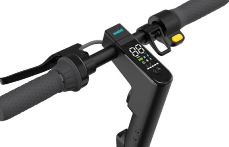 Display und Lenker des Segway-Ninebot MAX G30D II