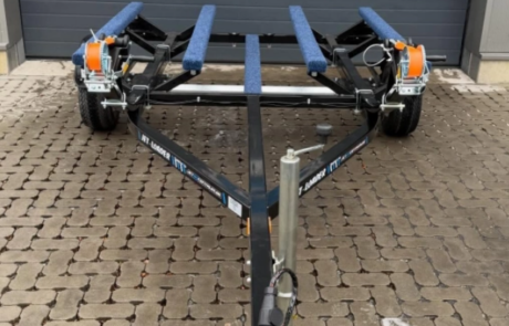 Jetski-Doppeltrailer Jet-Loader Frontansicht